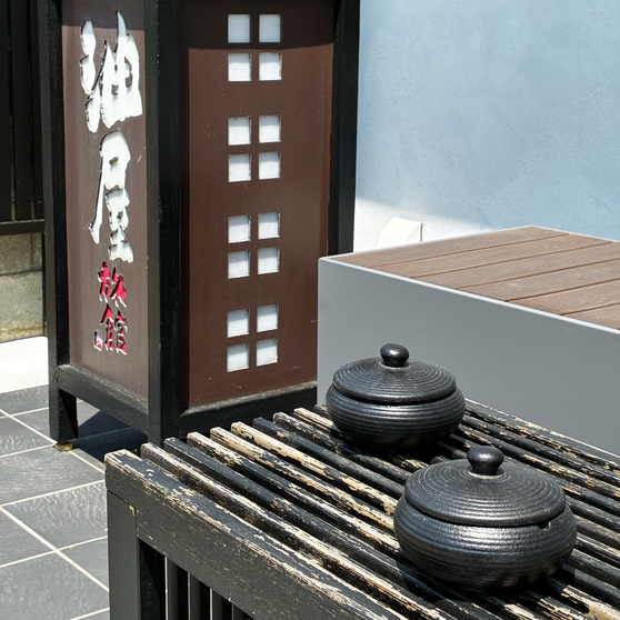 旅館外