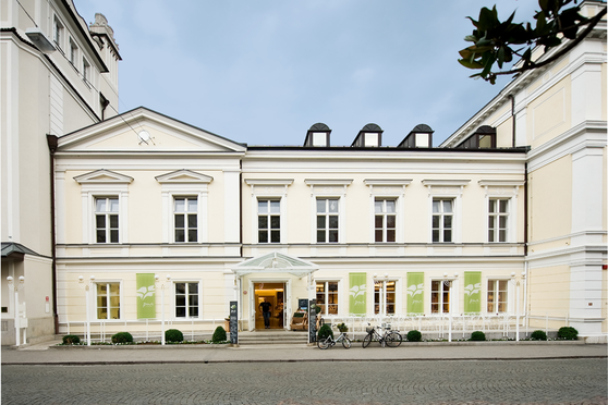 Merano - Pur Südtirol - Genussmarkt & Bar - Gourmet Südtirol