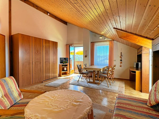 Wohnzimmer der Ferienwohnung 5