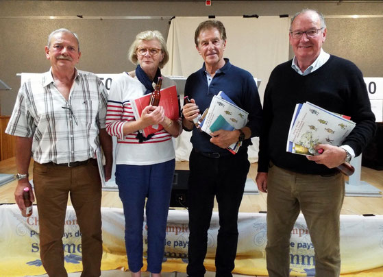 Pascal Lefèbvre à gauche en octobre 2019 lors de la soirée locale d'Eaucourt sur Somme avec Henri Sannier Maire d'Eaucourt et son homonyme Pascal Lefèbvre Maire d'Epagne-Epagnette