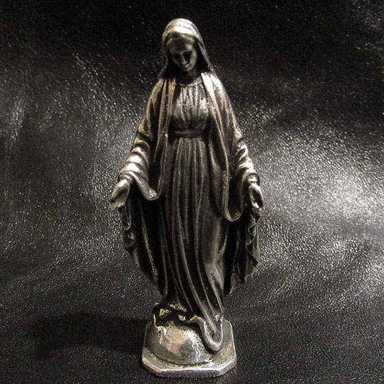Maria Statue - xes design Maria Statue - xes design