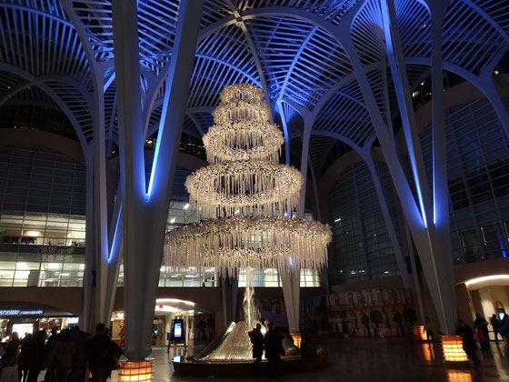 Adventszeit in Toronto: Wunderbare Dekoration im Brookfield Place.