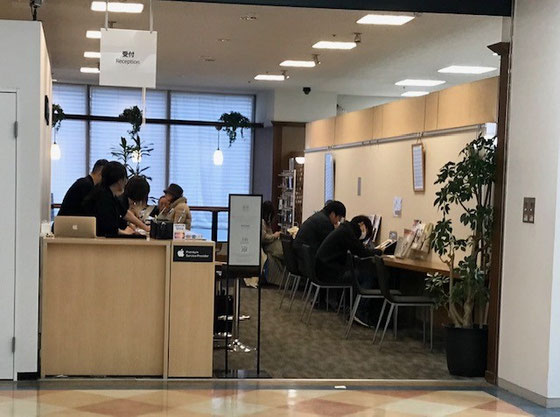 ☆クイックガレージ立川はパークアベニュー3階オリオン書房内。
