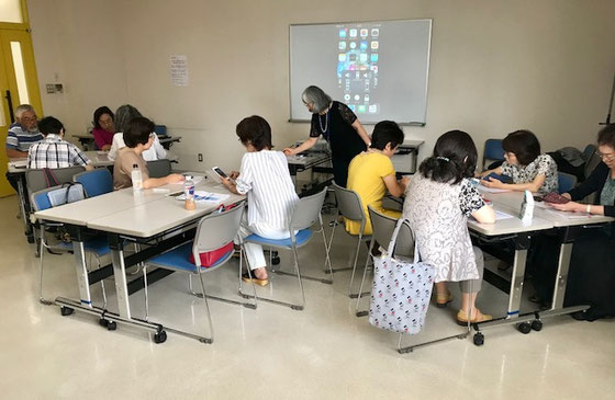 ☆午前の部「アイフォンを、もっと使いこなそう！」（初級）10名様。