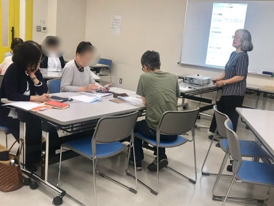 ☆午前の部6名全員アイフォン初歩春期講座のままご継続。有難い。
