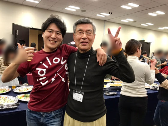 ☆懇親会場での主催者リデラバ安部敏樹社長さんとのツーショット。