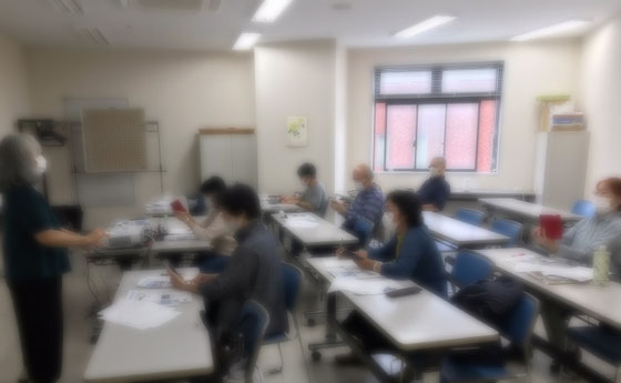 ☆15：30～17：30 LINE講座3回シリーズの最終回8名様。
