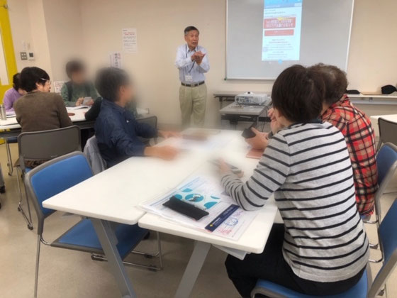 ☆午前の部アイフォンステップアップ講座。7名様。山根の1分間スピーチは詐欺メールのブログの画面を見ていただきました。「1800万円当選」の詐欺メール。