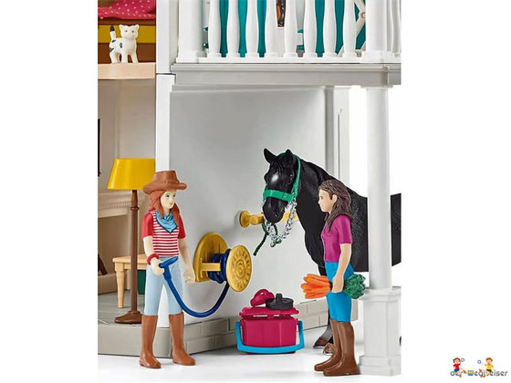 Die Besonderheit im Schleich Paket 42551 sind die Vollbewegliche Schleich Figuren.