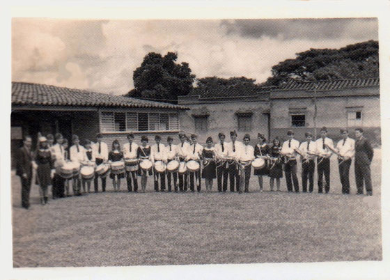 Banda (entonces de guerra) del Colegio Antonio Nariño 1967. Cortesía Alejandro Rengifo P. Envío Lepawap