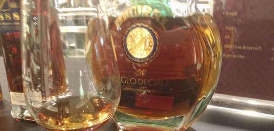 Rum Brugal Siglo de Oro - Foto Ralf Zindel