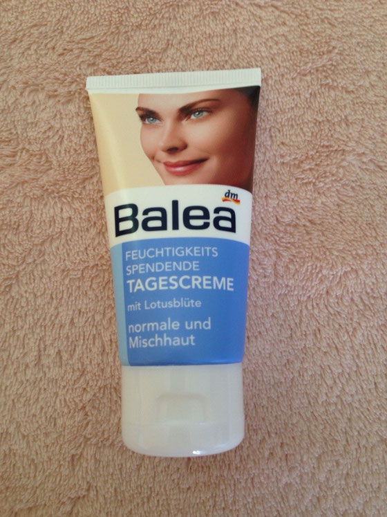 Auch noch nicht getestet, da ich zurzeit meine Mary Kay Cremen am Benutzen bin... Aber immer gut für Vorrat ;-)