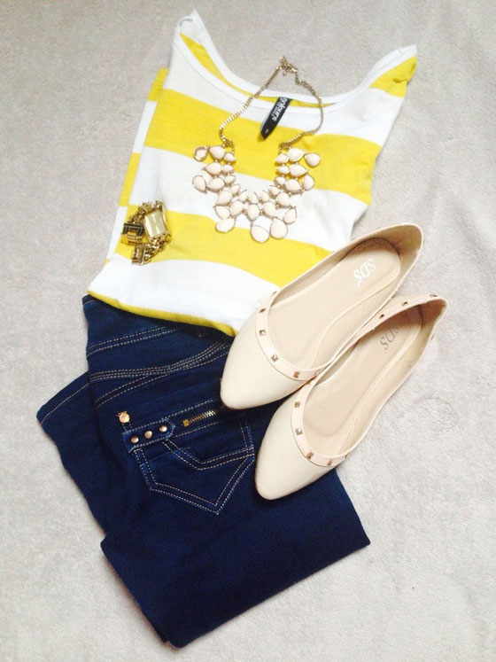 Oberteil: Takko / Jeans: monday / Ballerina: SDS / Uhr: Guess / Kette: H&M