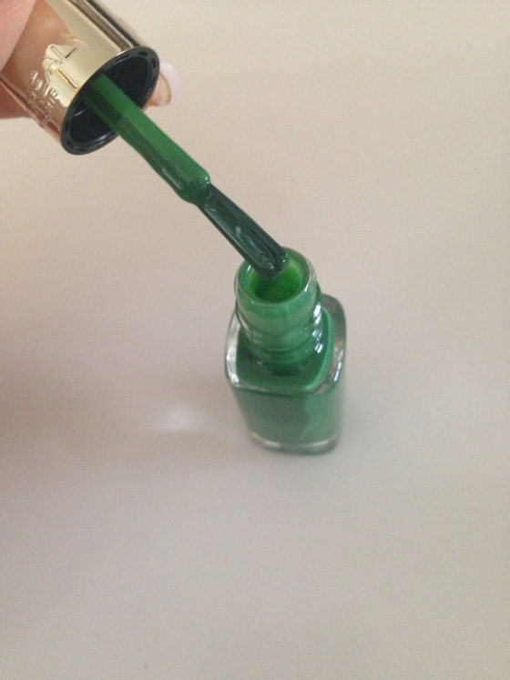 L'Oréal Color Riche "Green Couture" - Originalprodukt