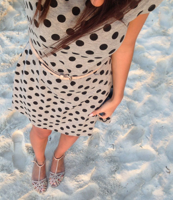 Kleid H&M, Sandalen (S)-Accessoires