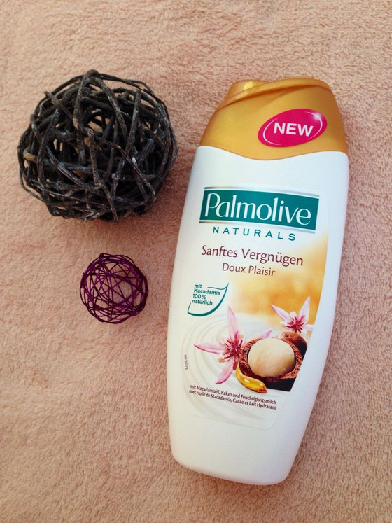 Die Duschcréme von Palmolive riecht sehr gut. Ich freue mich, diese zu testen!