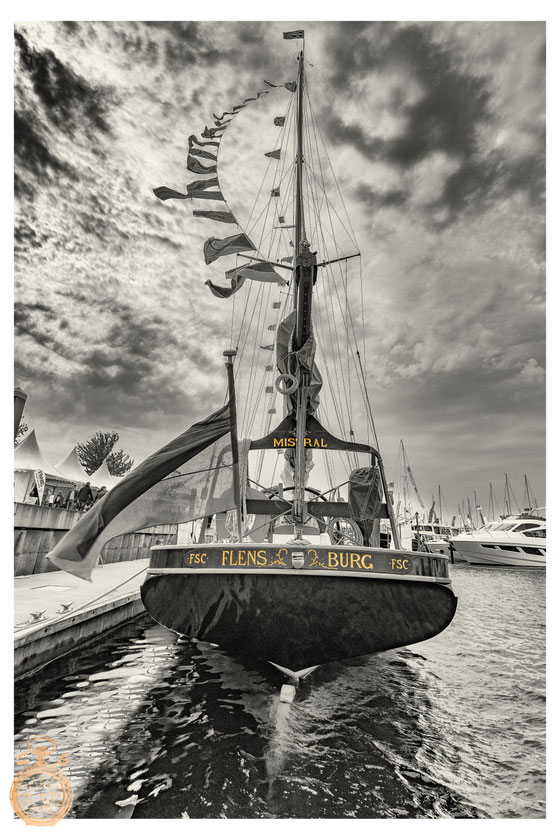 Mistral - L.F. Herreshoff-Schoner
