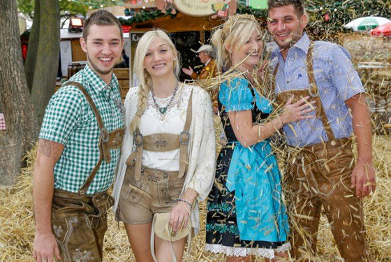 Wiener Wiesn Wiesn-FestKonzert Kaiserwiese Prater 2020 zu Fuß prater vienna hotel riesenrad messe wien schweizerhaus zentrum nähe günstig lage billig austria trend motel one praterstern Stadion Liliput Bahn Konzert Ernst Happel Stadion