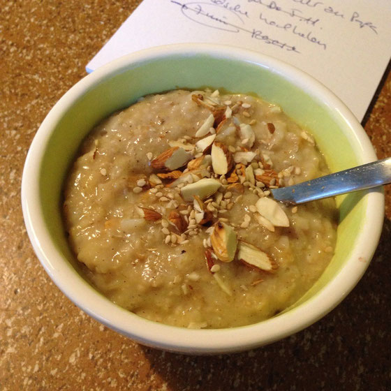 Porridge mit Apfel-Quitten-Butter