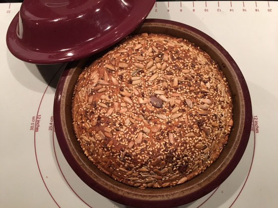 Möhrenbrot fertig gebacken.