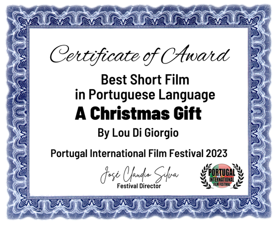 A Christmas Gift - Um Presente de Natal - A film by Lou Di Giorgio - Winner at Portugal International Film Festival 2023