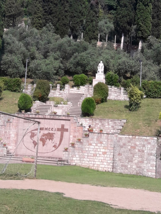 Il campetto da calcio dei Missionari Comboniani di Verona