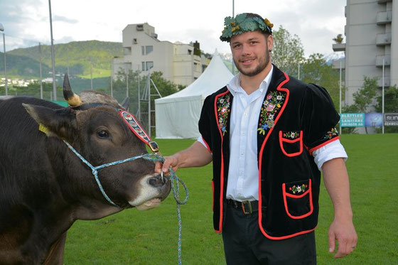 Sieger Martin Zimmermann mit Muni Beno