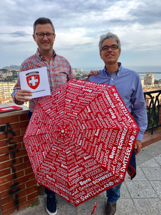 Mit Enrico Napoleone (und Schweizer Regenschirm) in der Altstadt von Cagliari. April 2017