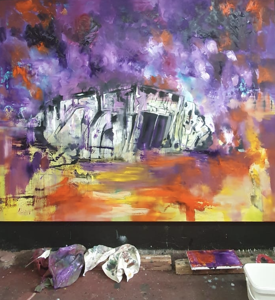 Deniz Alt: "Urlaub am Atlantikwall", 2025, Öl auf Leinwand, 200 x 250 cm | Im Atelier bei Fertigstellung des Werks