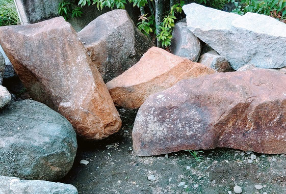 黒鞍馬石水鉢 黒鞍馬石水鉢 鞍馬石の水鉢 | 洛西ガーデン｜京都｜坪