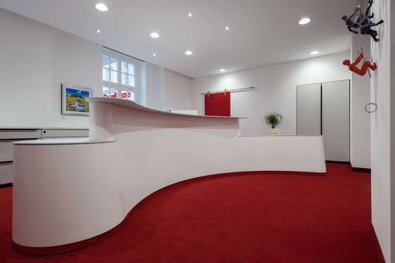 Umgestaltung Vorstandsetage Sparkasse Elbe-Elster, Empfangstresen