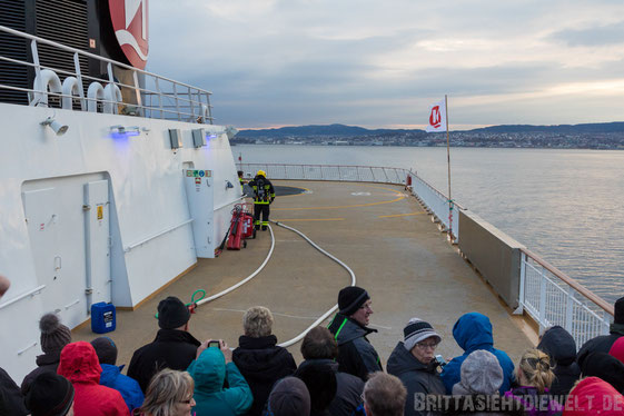 Hubschrauber,Landung,Übung,Hurtigruten,Norwegen,ms,Midnatsol, Postschiff,Winter,November,Tipps,2014