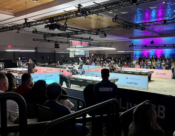 ベスト16 大井直幸 vs A・ヤップの光景