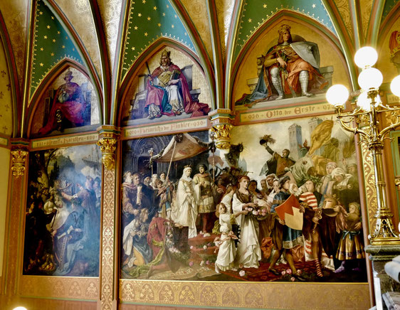 Schloss Drachenburg Sehenswürdigkeit Siebengebirge Königswinter am Rhein