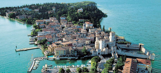 Blick auf Sirmione, Foto vom Tourismus Verband