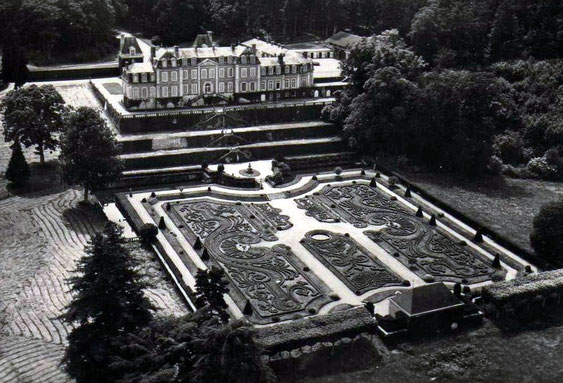 Le château de Sassy et ses jardins à la française