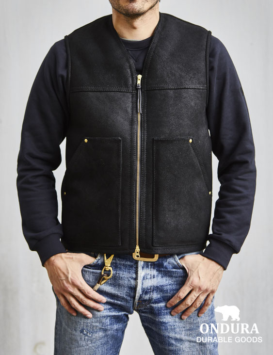 Ondura Sheepskin vest blacksheep