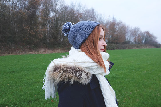 ecchymose bonnet pompom personnalisable