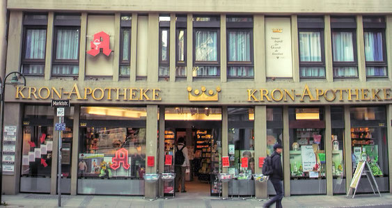 Stuttgart - Bad Cannstadt · Kron Apotheke