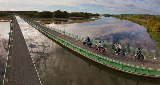 Die Kanalbrücke von Briare mit dem Fahrrad