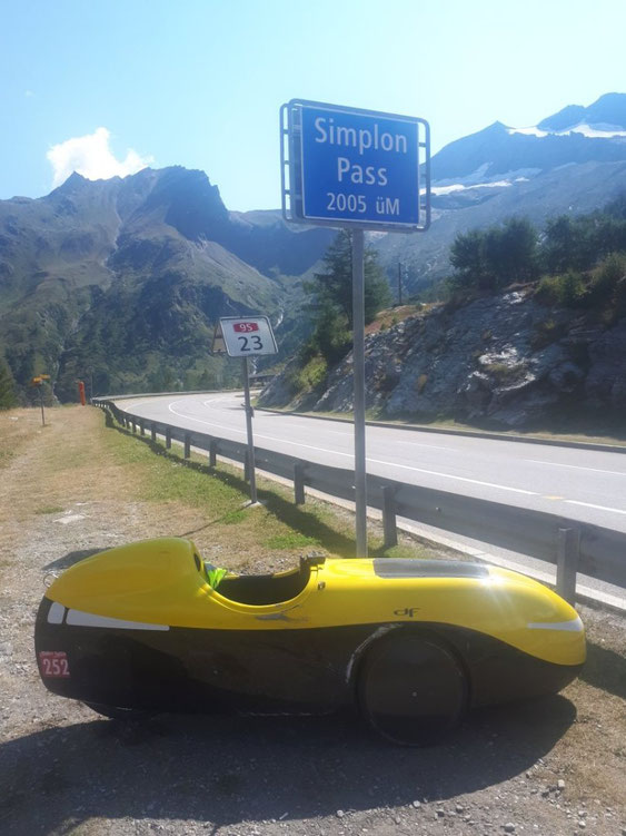 Simplonpass. Der zweite betreute Checkpoint wartet.