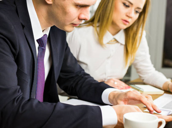 Wir unterstützen Sie bei der Arbeitsaufnahme