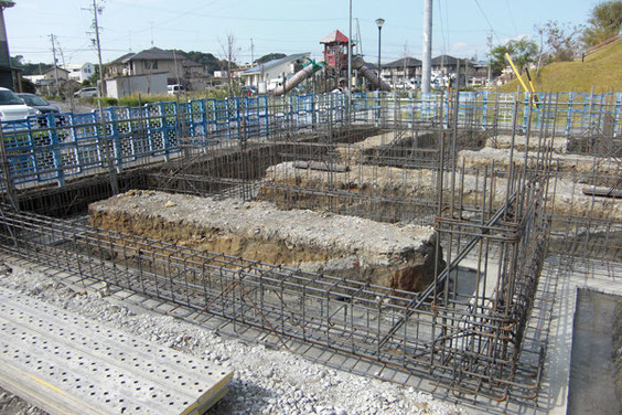 O邸地中梁の鉄筋の様子