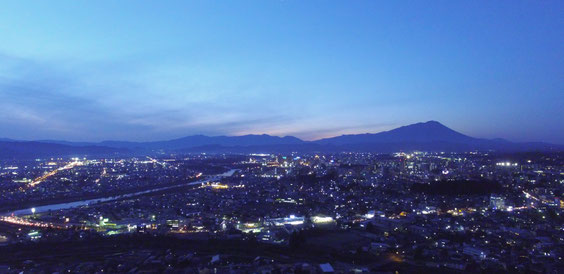 ドローン撮影盛岡岩手山夕景