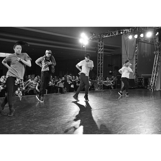 2015.1.10 Nothin better than having super talented dancers with me in class. Thanks to my brother @teddyforance for jammin with me. And of course the incomparable @alishalucchese and @lindsayleusch !  @nickfield815 @jumpdance