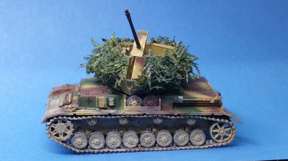 Wintertarnung mal anders - Flakpanzer IV "Ostwind" Image