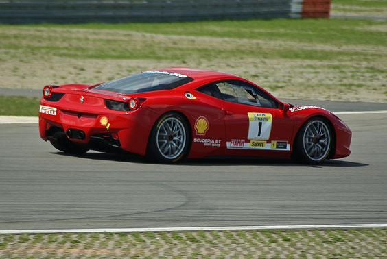 Ferrari 458 Challenge - by Alidarnic (Modena Trackdays 2011)