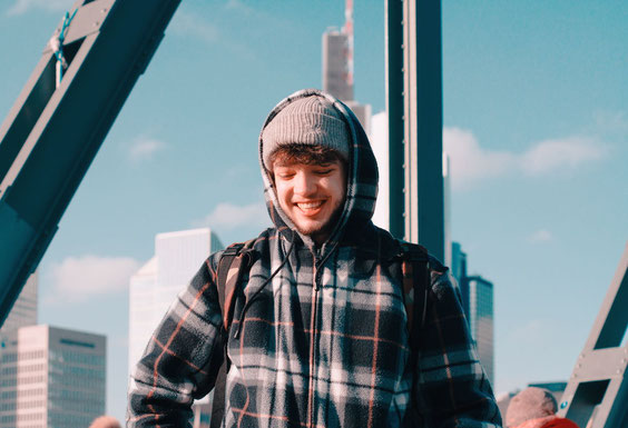 Felix Scholzen ist auf dem besten Wege zum Videoproduzenten. Foto: Steven Wolbert