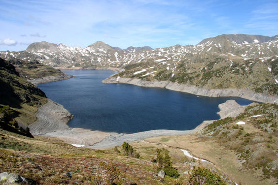 l'étang, vue du pic de la Grava