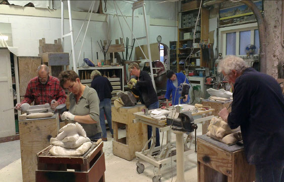 Vanaf 12 mei vinden de lopende cursussen tussen de bloemen in de Hortus Arcadië plaats, en er zijn ook weer workshops te volgen: Dag-workshops: Zondag 15 juni en zondag 29 juni €75 Week-workshop: